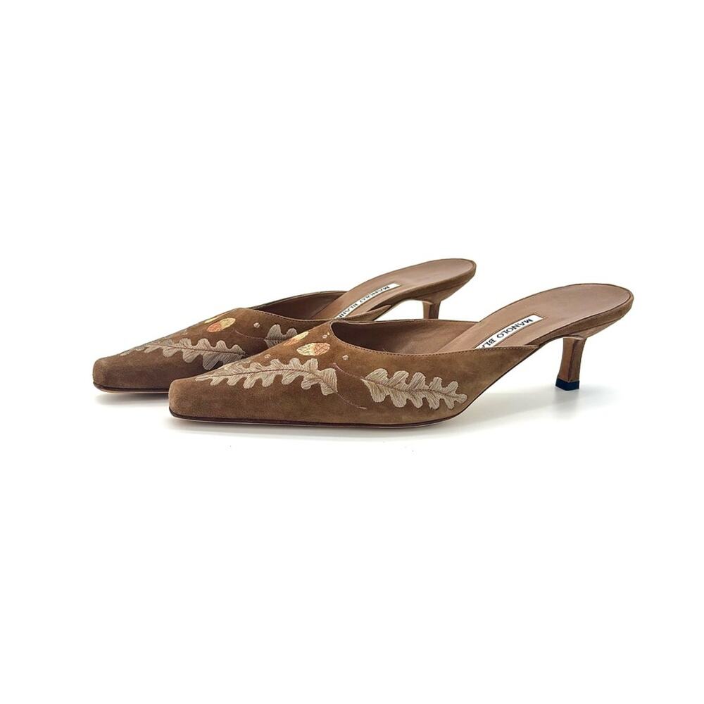 NEW Vintage Manolo Blahnik Suede Embroidered Pointed Toe Kitten Heel Mules 40